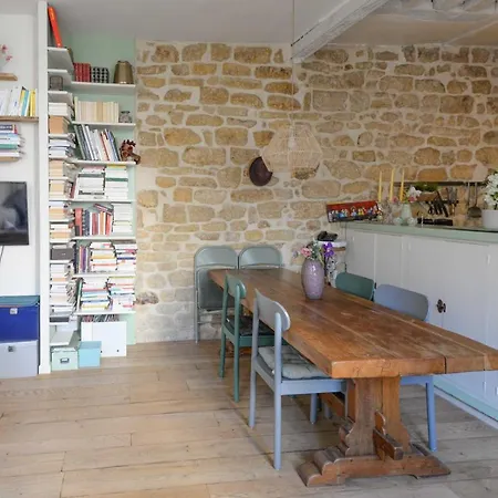 Charming Apartment In The Heart Of Paris ! *